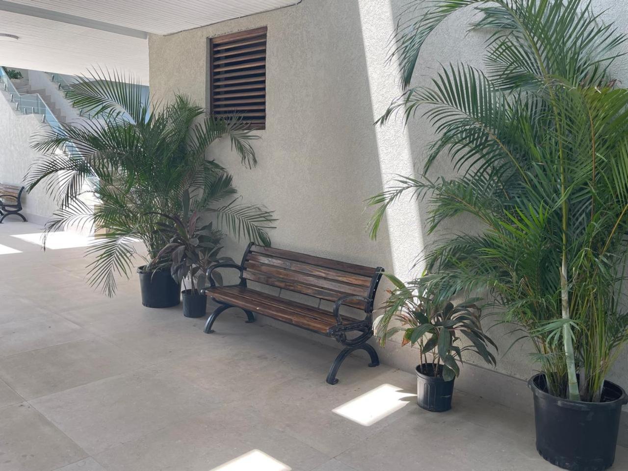 Oceanfront Condo W/ Free Parking + High Speed Wifi Negril Exteriör bild
