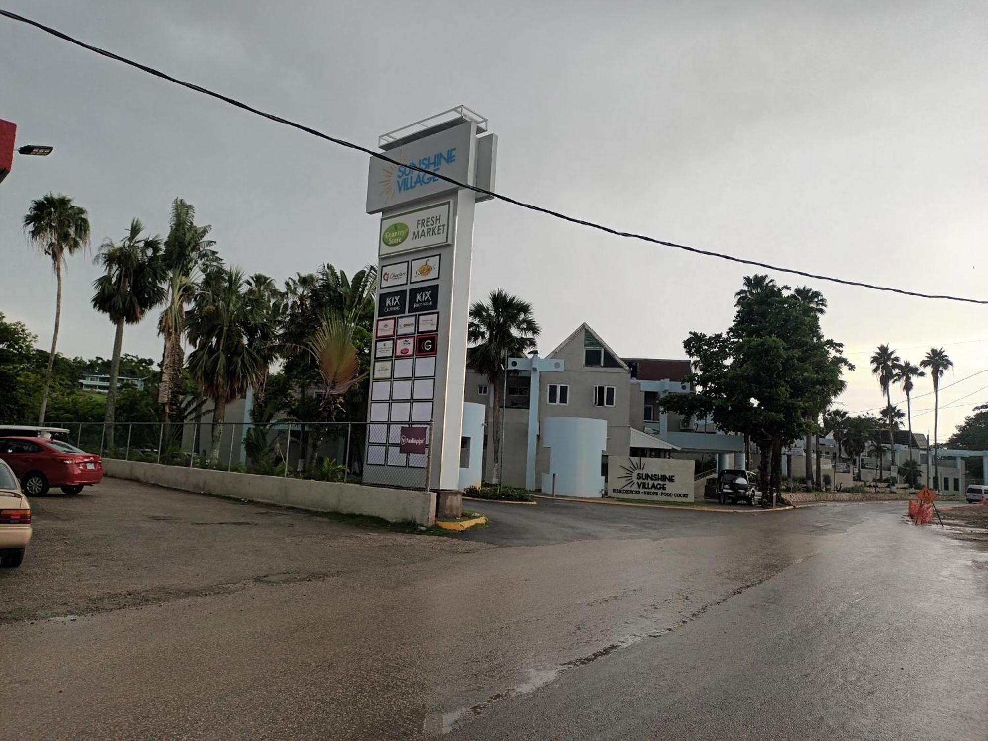 Oceanfront Condo W/ Free Parking + High Speed Wifi Negril Exteriör bild